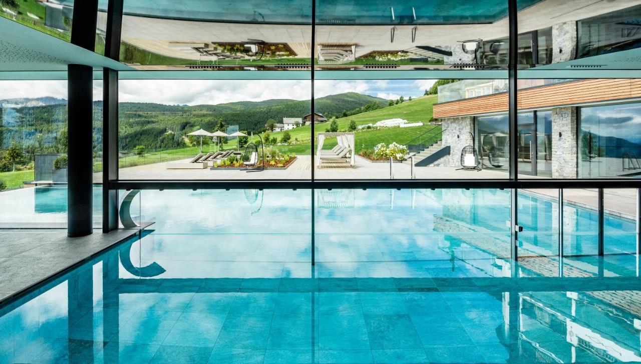 Sonnenberg Panorama Dolomites Wellbeing Hotel Maranza Bagian luar foto